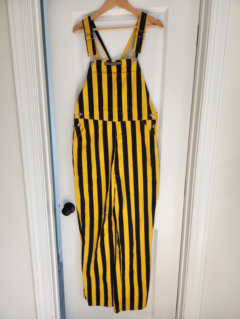 Game Bibs Black And Yellow Stripe Size M